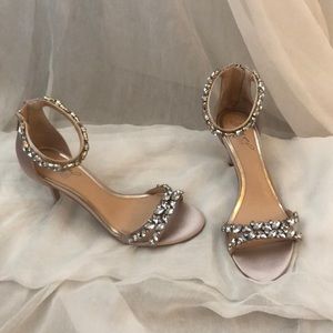 Jewel Badgley Mischka evening sandals, Champagne